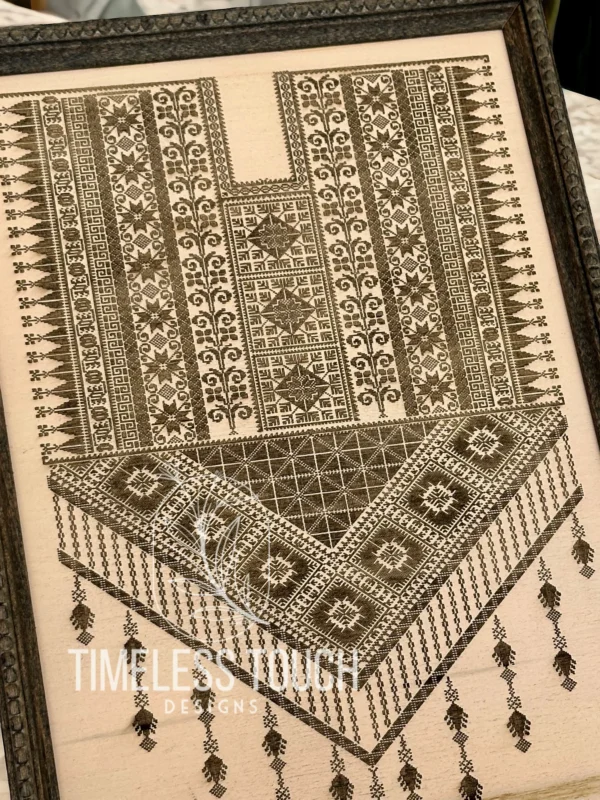 Handmade Frame with Palestine Tatreez Engrave - Image 3