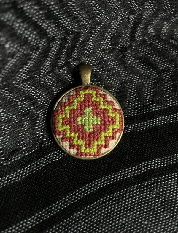 Pegtop Tatreez Pendant