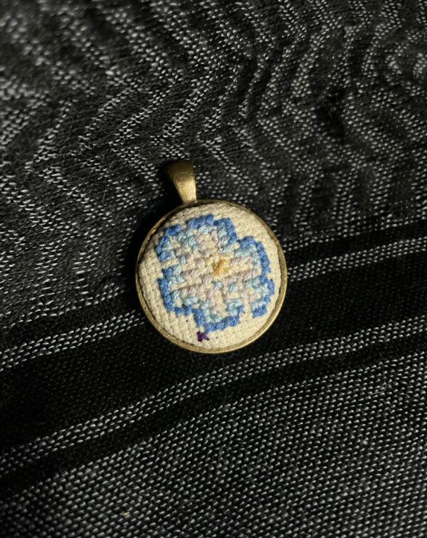 Flower Tatreez Pendant